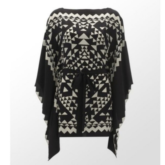 BCBGMaxAzria Tribal Print Kaftan Black and White - Picture 2 of 14